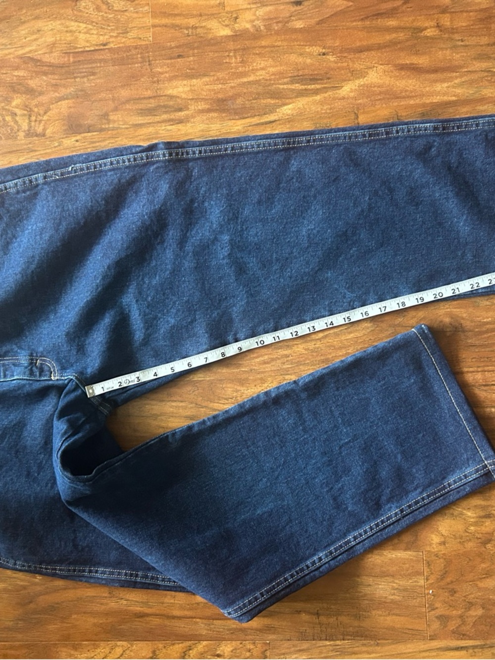 Wrangler Men's Relaxed Fit Dark Blue Denim Jeans - Picture 8 of 11